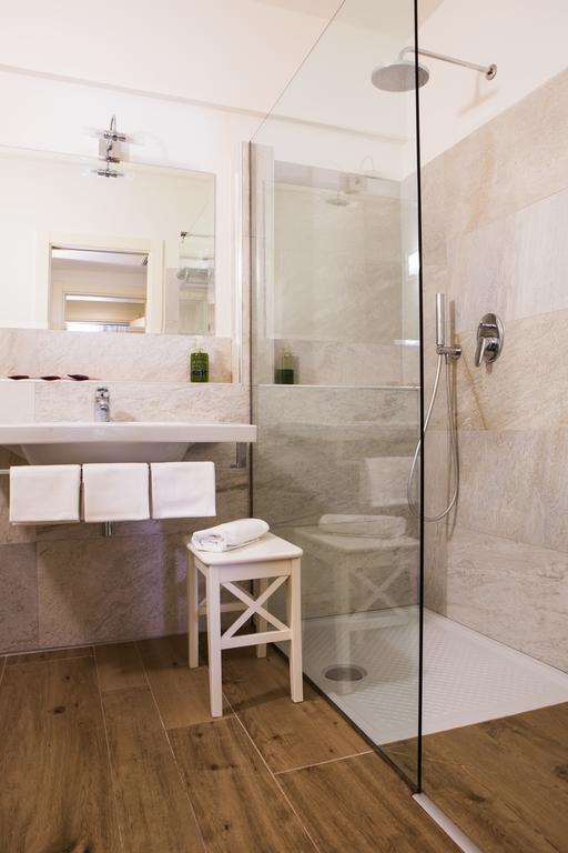 Hotel Giardino Suites And Spa - Numana Quarto foto
