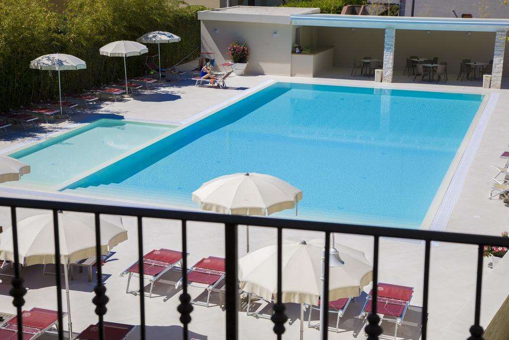 Hotel Giardino Suites And Spa - Numana Instalações foto